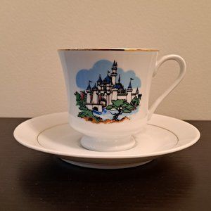 VINTAGE 1960's DISNEYLAND TINKER BELL CASTLE TEACUP AND SAUCER SET